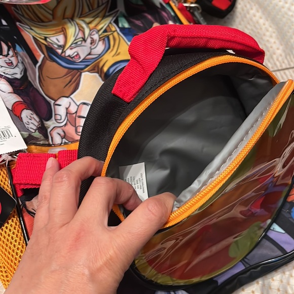 🌹Host Pick🌹Dragon Ball Kids 17” Backpack Set - Picture 8 of 15